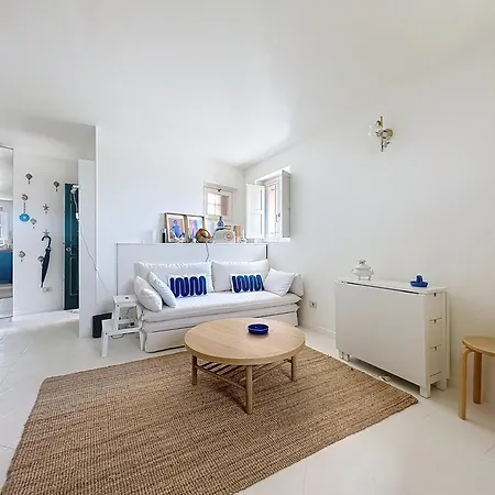 32m2 Petite Maison Au Bord De L'eau Avec Terrasse 戛纳